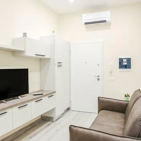 Railway Station Apartament *